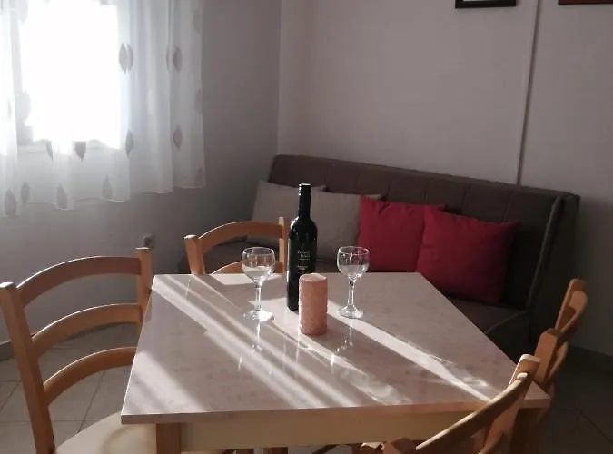 아파트 Stipanovic 비오그라드나모루